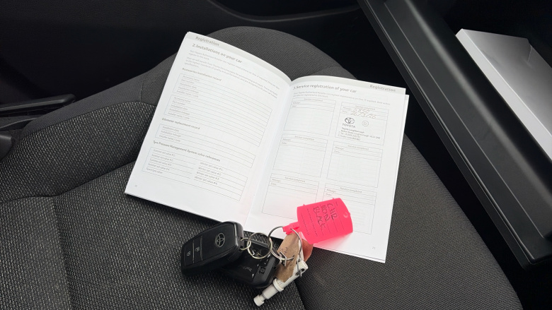 Toyota C-HR 1.8 Hybrid Icon 5dr CVT Hybrid Hatchback